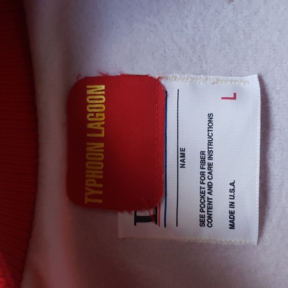 Vintage like new Walt Disney World "Typhoon Lagoon" Lifeguard jacket - Picture 3 of 9